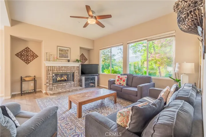 1147 Cooke Avenue, Claremont, California 91711