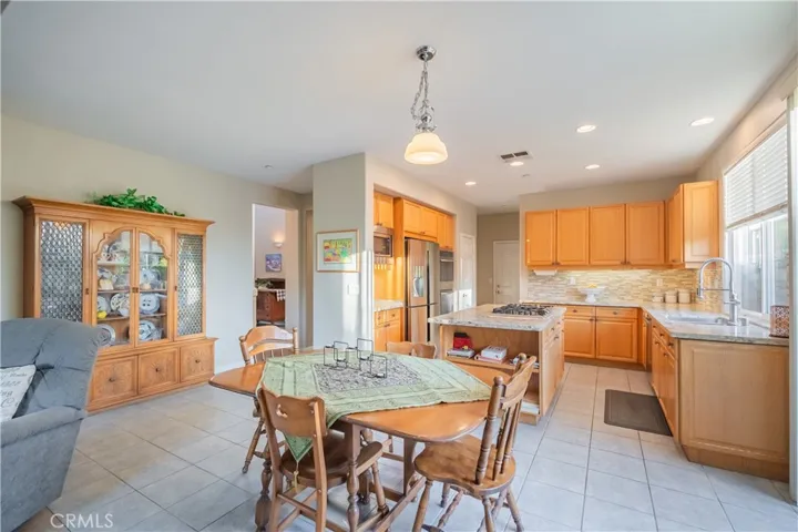 1147 Cooke Avenue, Claremont, California 91711