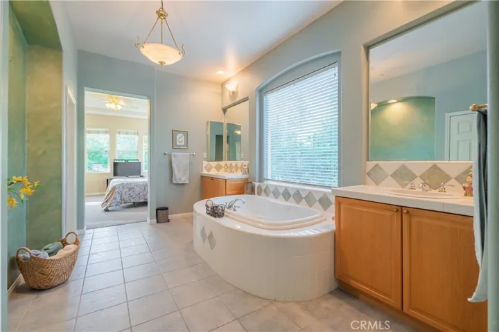 1147 Cooke Avenue, Claremont, California 91711
