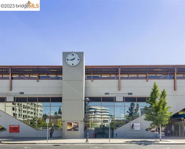 4 Iron Horse Ln, Walnut Creek, California 94597