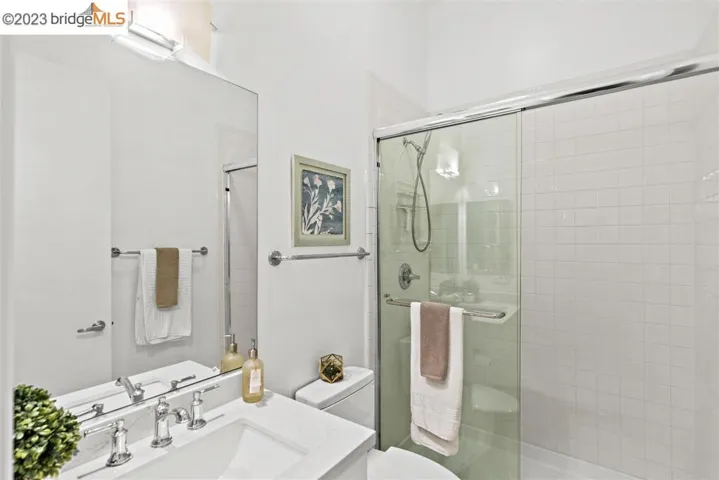 4 Iron Horse Ln, Walnut Creek, California 94597