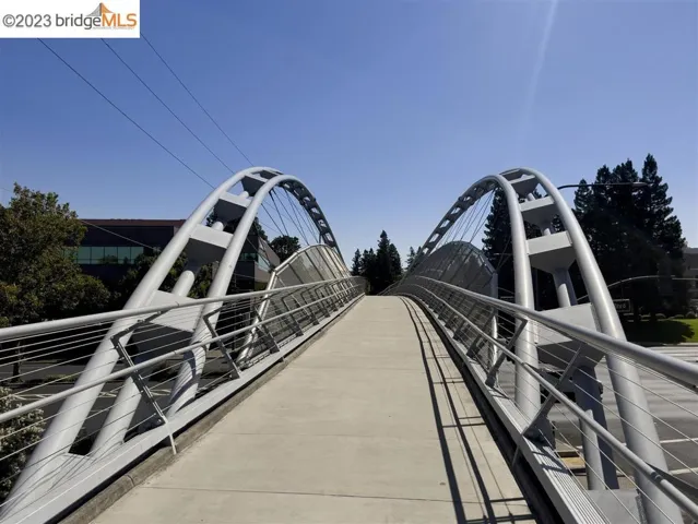 4 Iron Horse Ln, Walnut Creek, California 94597