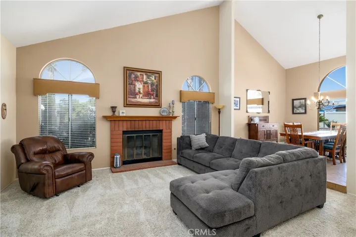 42022 Crest Drive, Hemet, California 92544