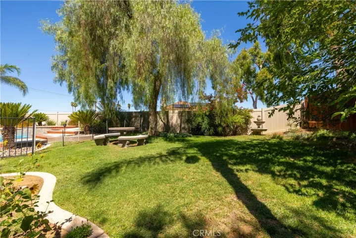 42022 Crest Drive, Hemet, California 92544