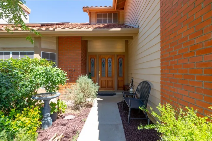 42022 Crest Drive, Hemet, California 92544