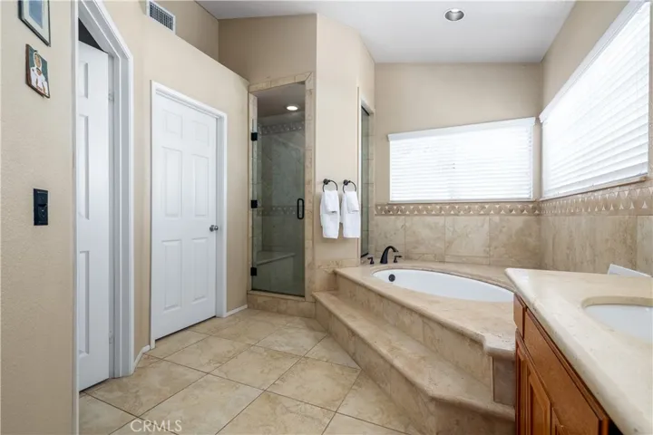 42022 Crest Drive, Hemet, California 92544