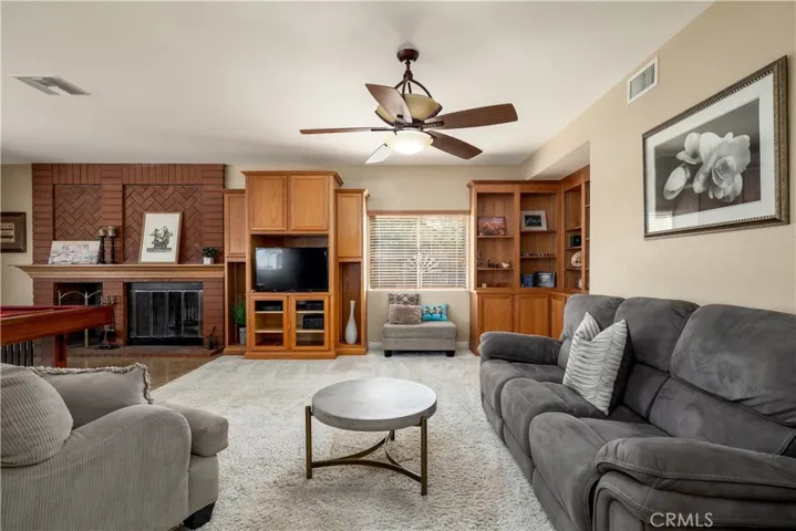 42022 Crest Drive, Hemet, California 92544