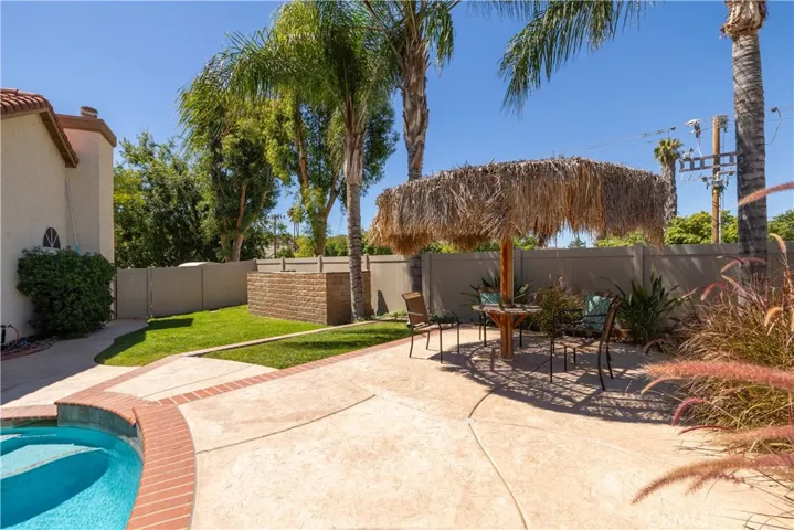42022 Crest Drive, Hemet, California 92544