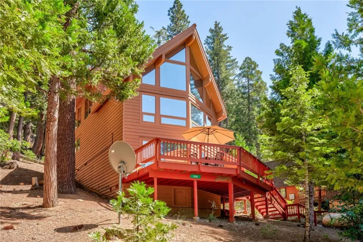 7230 Yosemite Park Way, Yosemite, California 95389