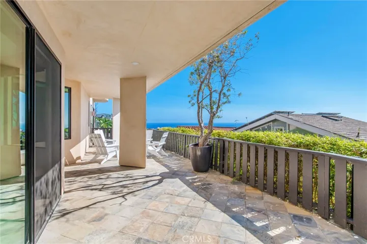 811 Coast View Drive, Laguna Beach, California 92651