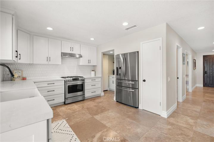 8442 Norfolk Drive, Huntington Beach, California 92646