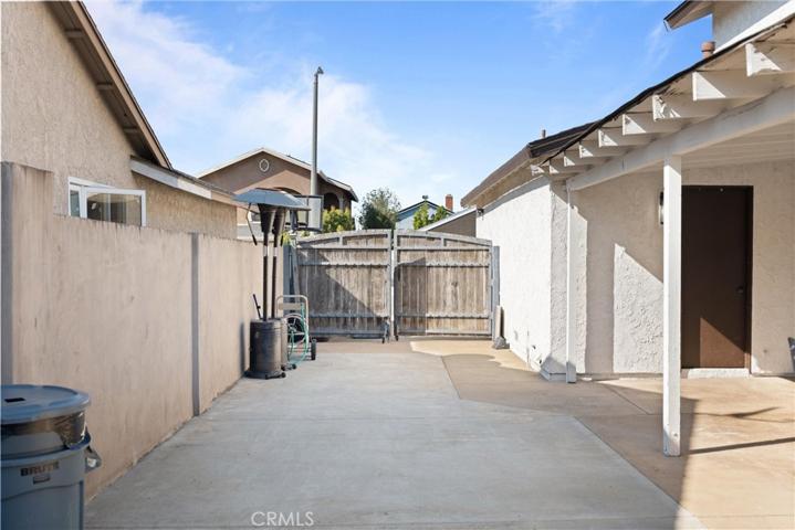 8442 Norfolk Drive, Huntington Beach, California 92646