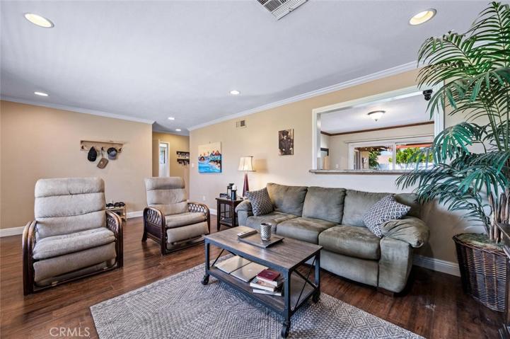 5031 Berryhill Place, Riverside, California 92507