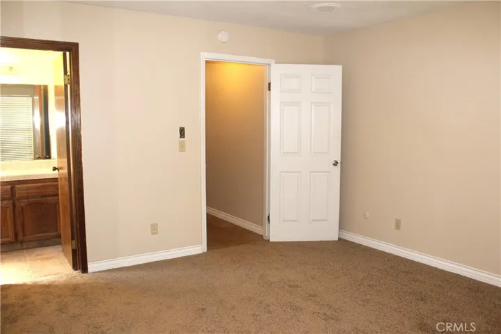 935 N Vista Street, Visalia, California 93292