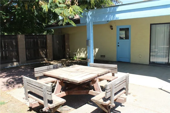 935 N Vista Street, Visalia, California 93292