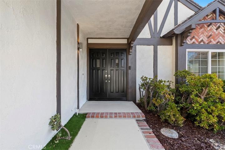28082 Hibiscus Drive, Laguna Niguel, California 92677