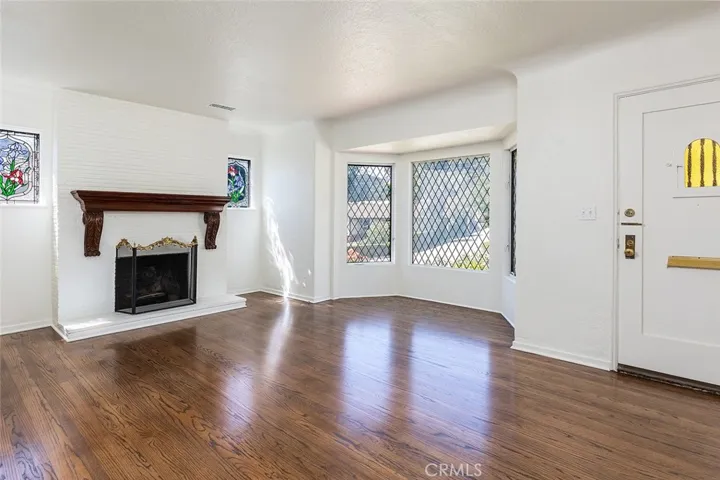 1834 Alpha Road, Glendale, California 91208