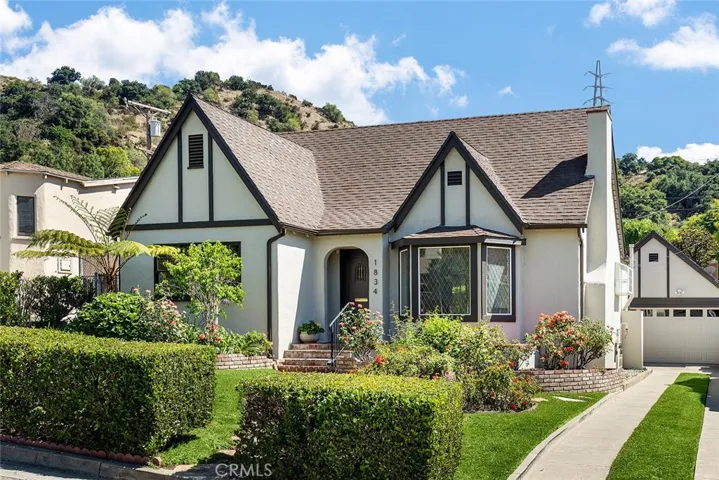 1834 Alpha Road, Glendale, California 91208