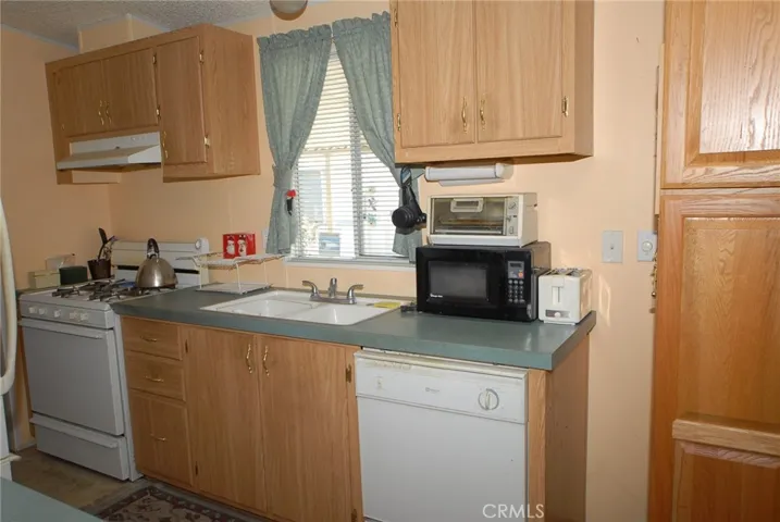 880 N. Lake Street Unit 117, Hemet, California 92544