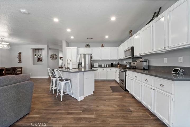 39332 Kennedy Drive, Palmdale, California 93551