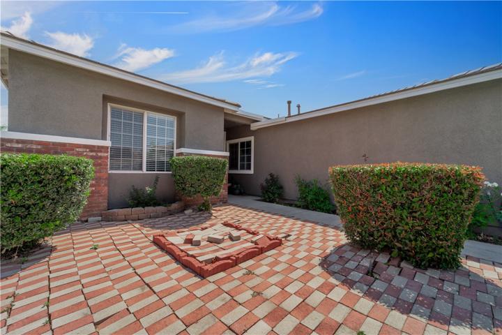 39332 Kennedy Drive, Palmdale, California 93551