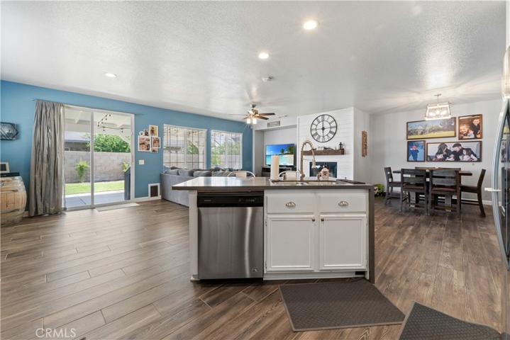 39332 Kennedy Drive, Palmdale, California 93551