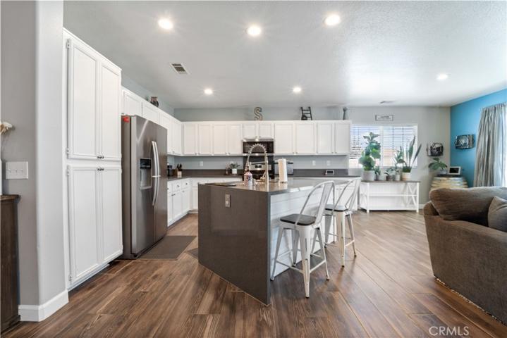 39332 Kennedy Drive, Palmdale, California 93551