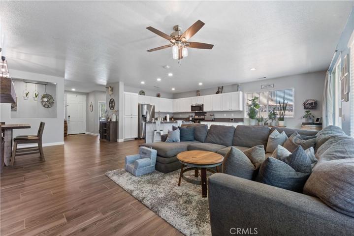 39332 Kennedy Drive, Palmdale, California 93551