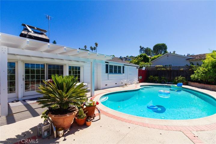 25 Oceanaire Drive, Rancho Palos Verdes, California 90275