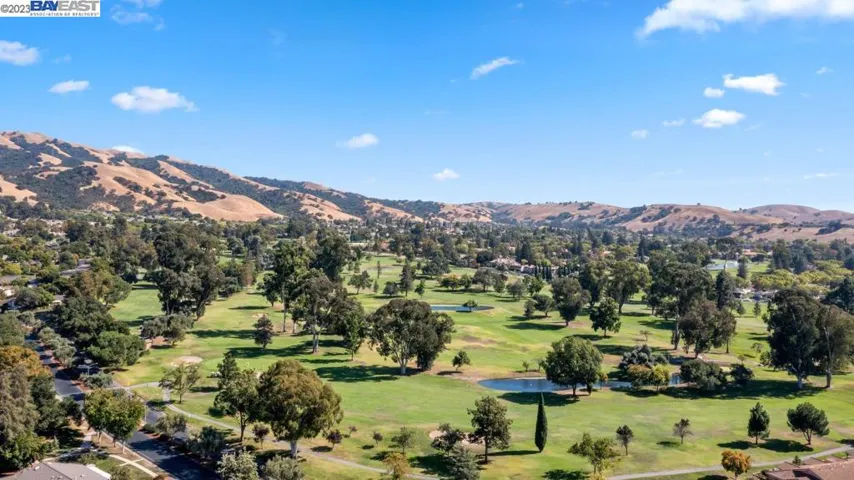 5379 Cribari Crst, San Jose, California 95135