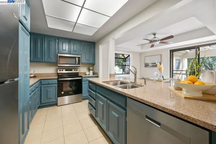 5379 Cribari Crst, San Jose, California 95135