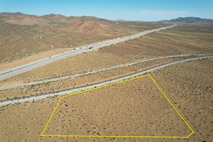 0 Quarry, Apple Valley, California 92307