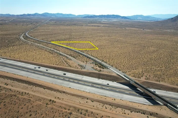 0 Quarry, Apple Valley, California 92307