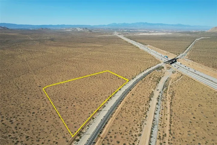 0 Quarry, Apple Valley, California 92307