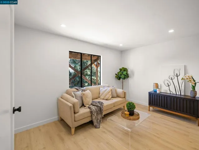 3546 Calandria Ave, Oakland, California 94560-5