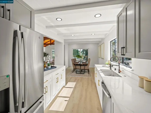 3546 Calandria Ave, Oakland, California 94560-5