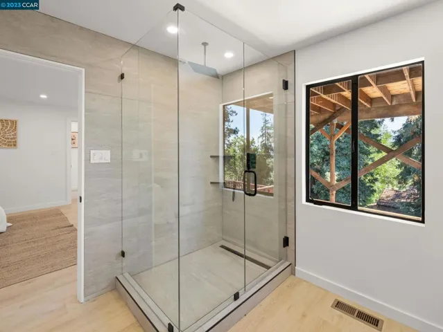 3546 Calandria Ave, Oakland, California 94560-5