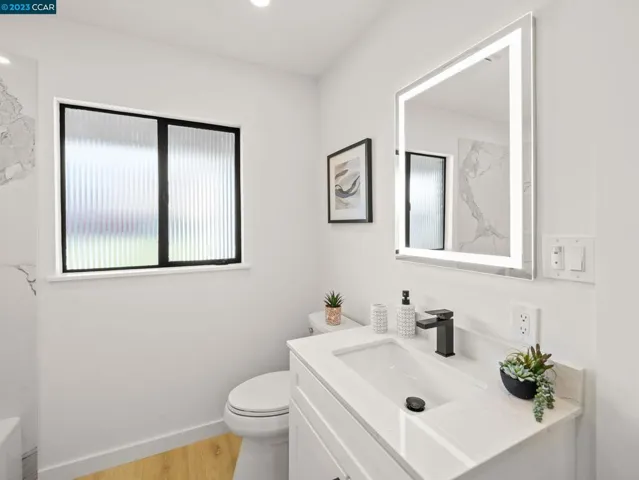 3546 Calandria Ave, Oakland, California 94560-5