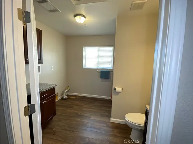 Full Bathroom 1 on left side of home (entering home)