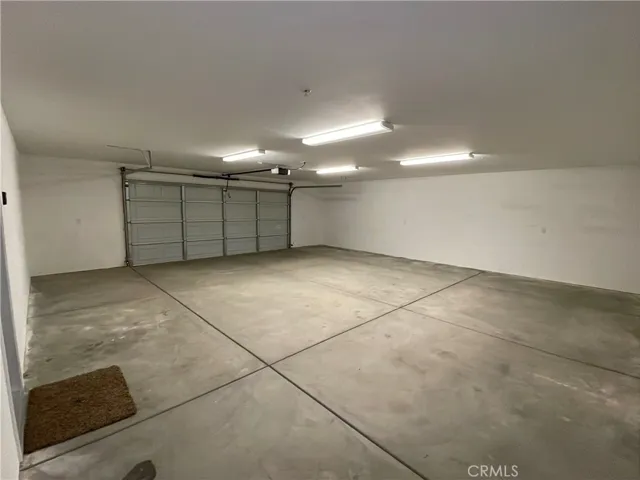 2 Car Garage (View 1)