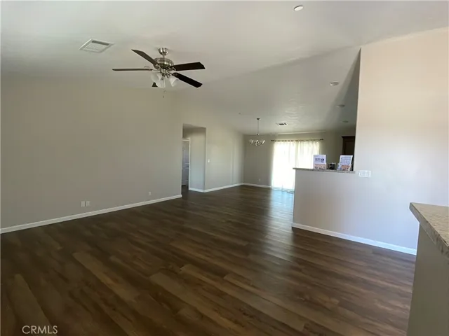 Living Area/Dining Area
