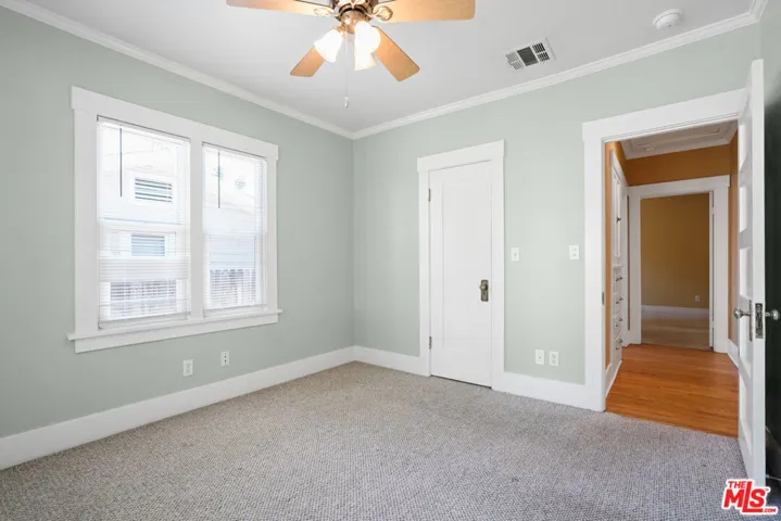 910 Bell Street, Pasadena, California 91104