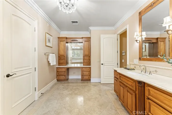 735 Hampton Road, Arcadia, California 91006