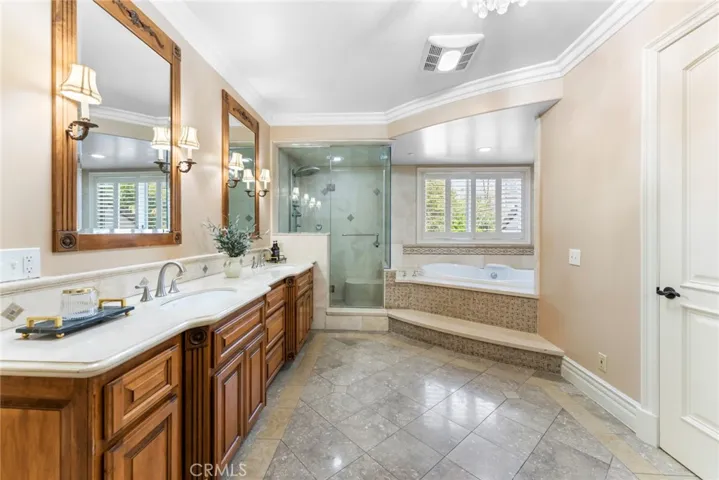 735 Hampton Road, Arcadia, California 91006