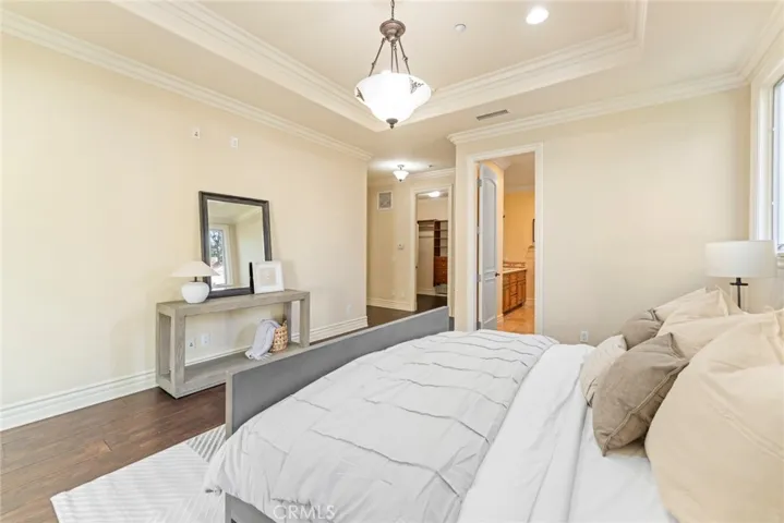 735 Hampton Road, Arcadia, California 91006