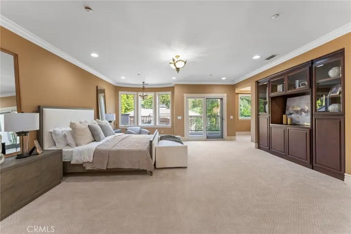 735 Hampton Road, Arcadia, California 91006