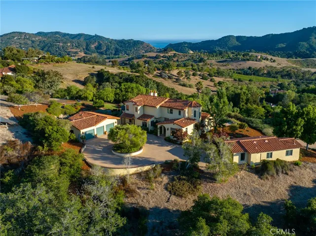 1090 Bassi Drive -SLO