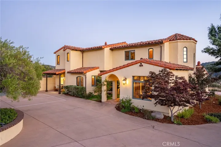 1090 Bassi Drive, San Luis Obispo, California 93405