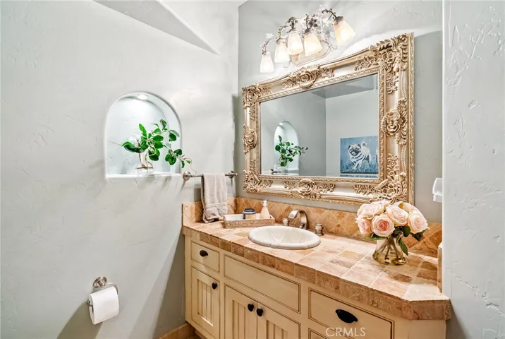 1090 Bassi Drive, San Luis Obispo, California 93405