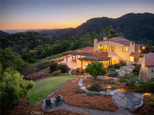 1090 Bassi Drive, San Luis Obispo, California 93405